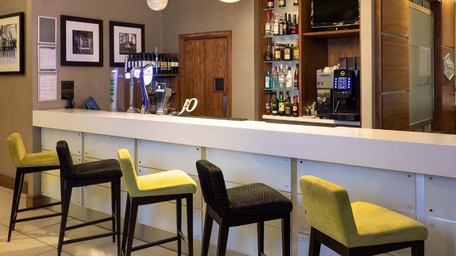 Фото Hampton by Hilton London Croydon