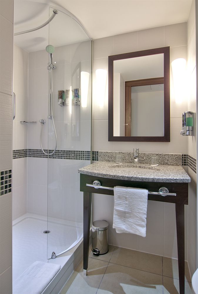 Фото Hampton by Hilton London Croydon