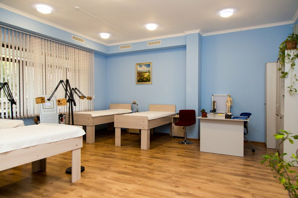 спокойная атмосфера в кабинете акупунктуры