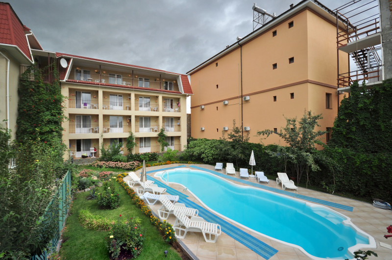 Фото Альяна