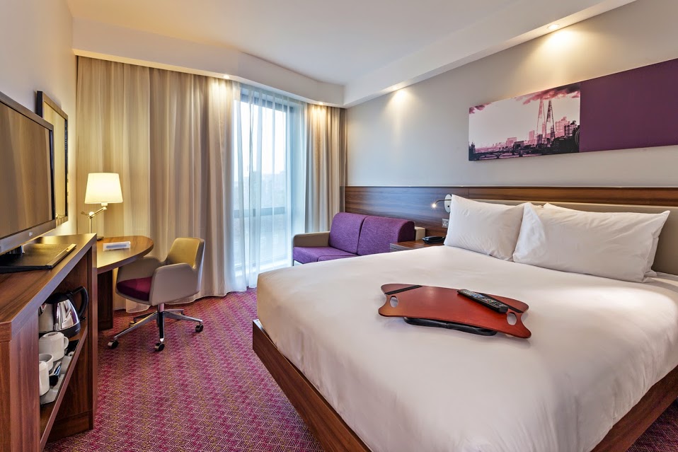 Фото отеля 2