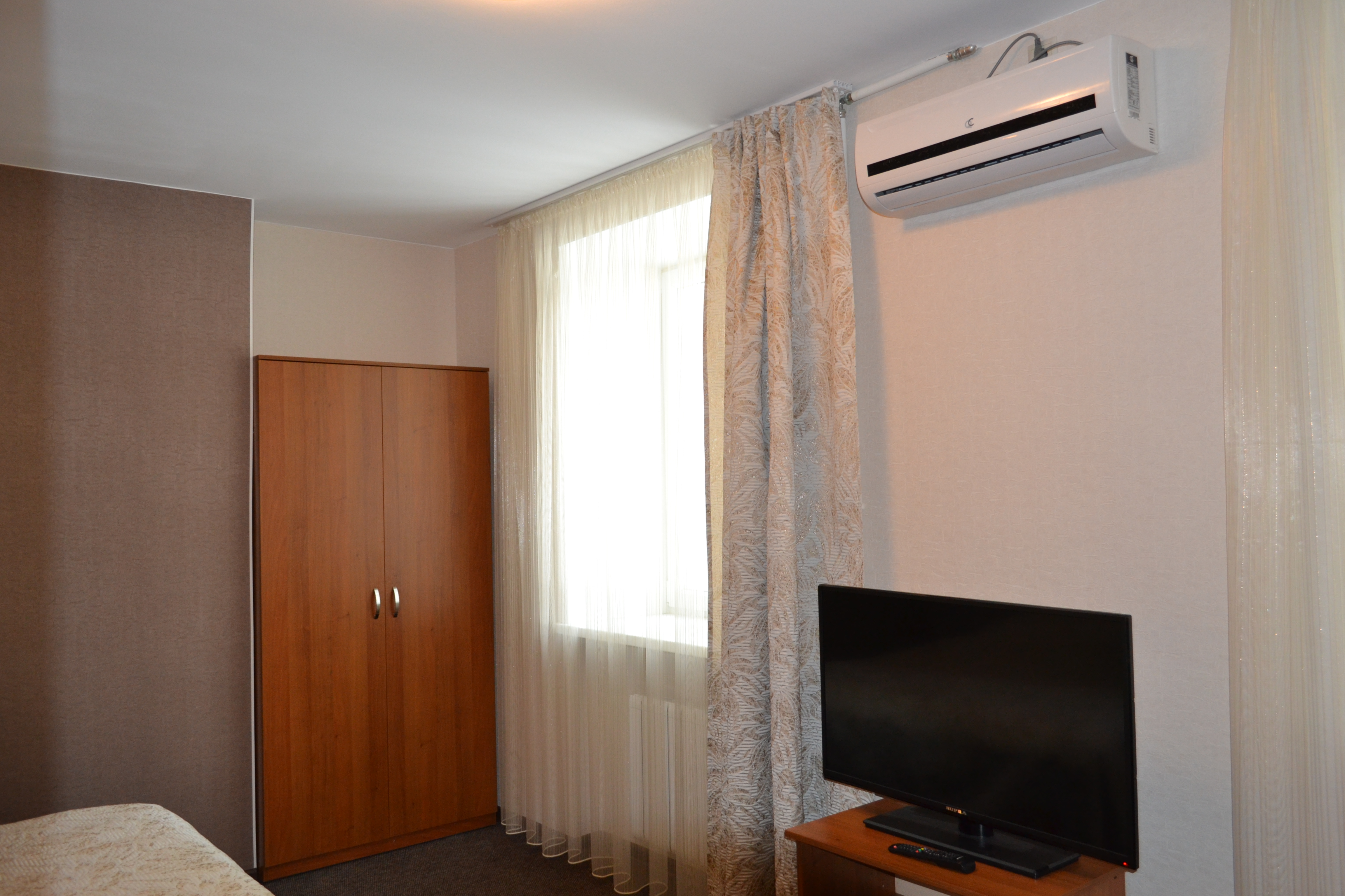 Фото Октябрь