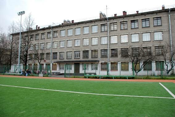 School GBOU Srednyaya Obshcheobrazovatelnaya Shkola № 490 s Uglublennym Izucheniyem Inostrannykh Yazykov, Saint Petersburg, photo