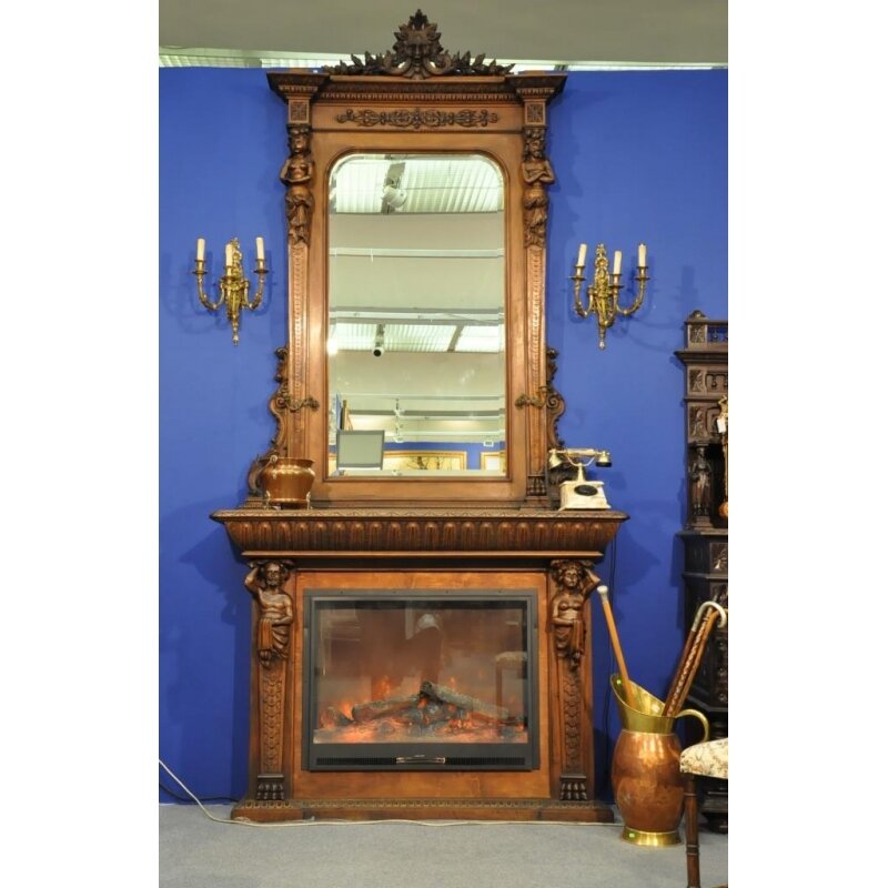 Antique store Salon Staraya Gollandiya, Saint Petersburg, photo