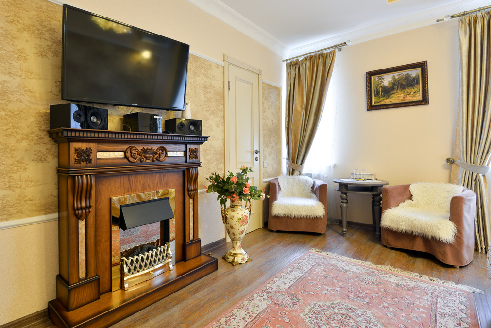 Фото Гравор