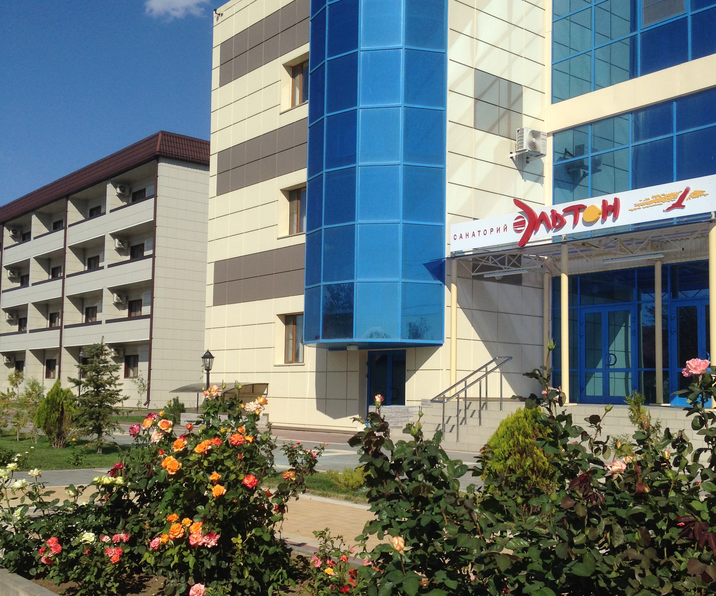 Фото отеля 1