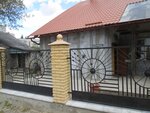 Derevo Volyni (Сапалаївська вулиця, 7) ، رصف