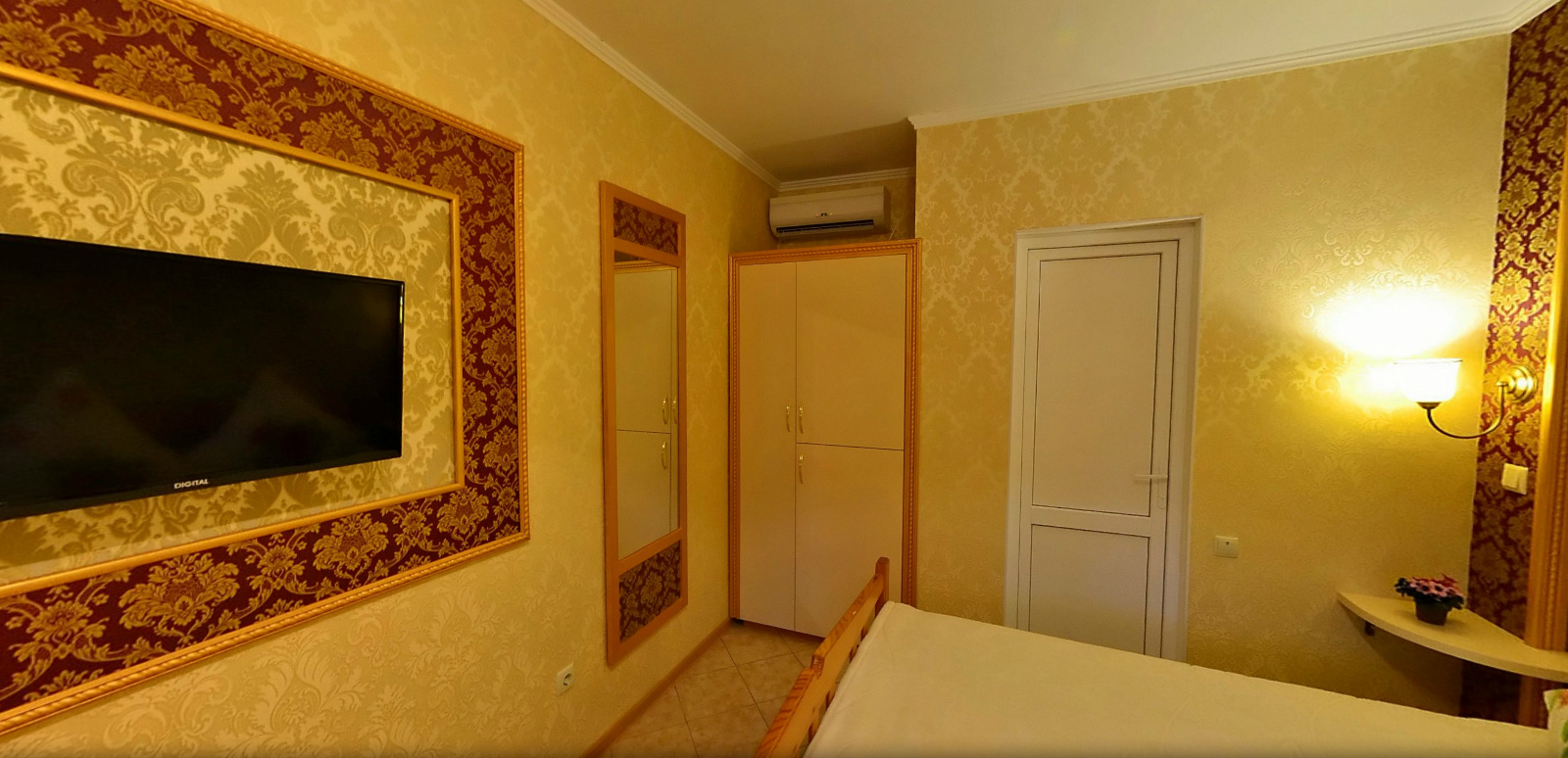 Фото Кипарис