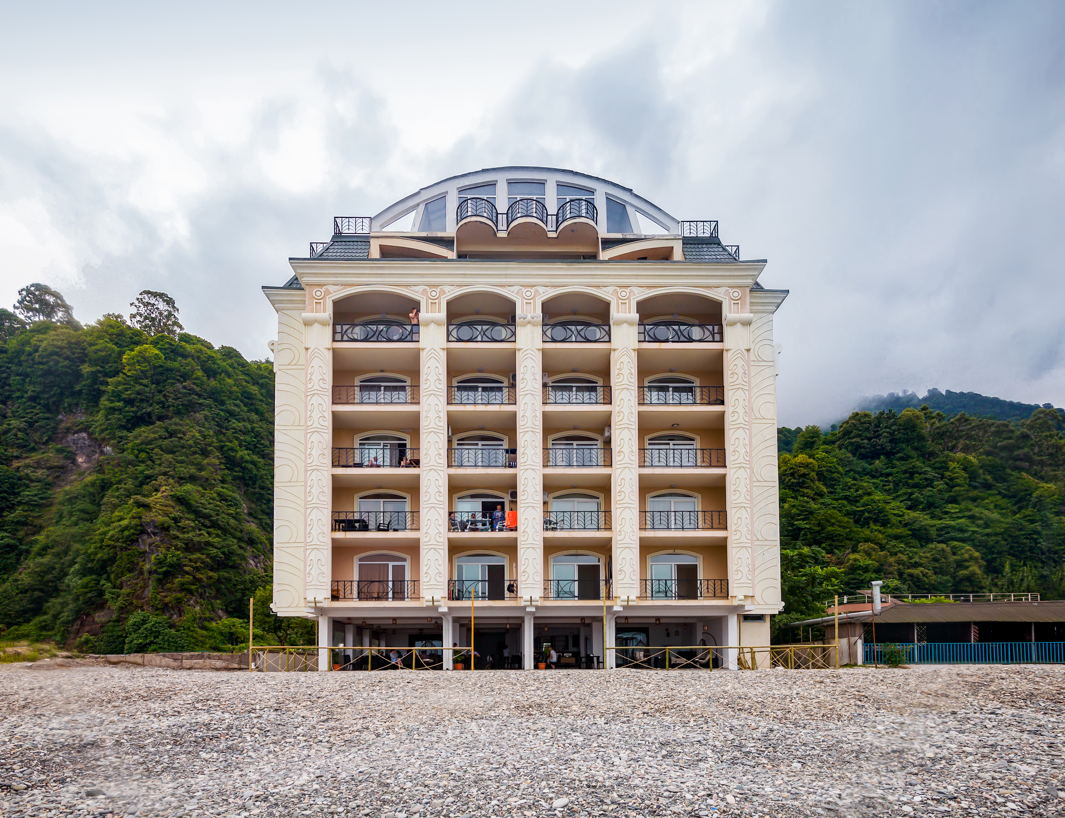 Фото Сансет Квариати