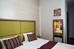7 Days Hotel Kiev (Heroiv Kosmosu Street, 4), hotel