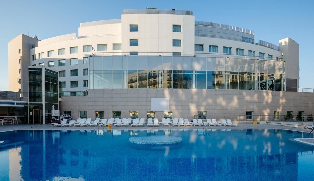 Фото отеля 2