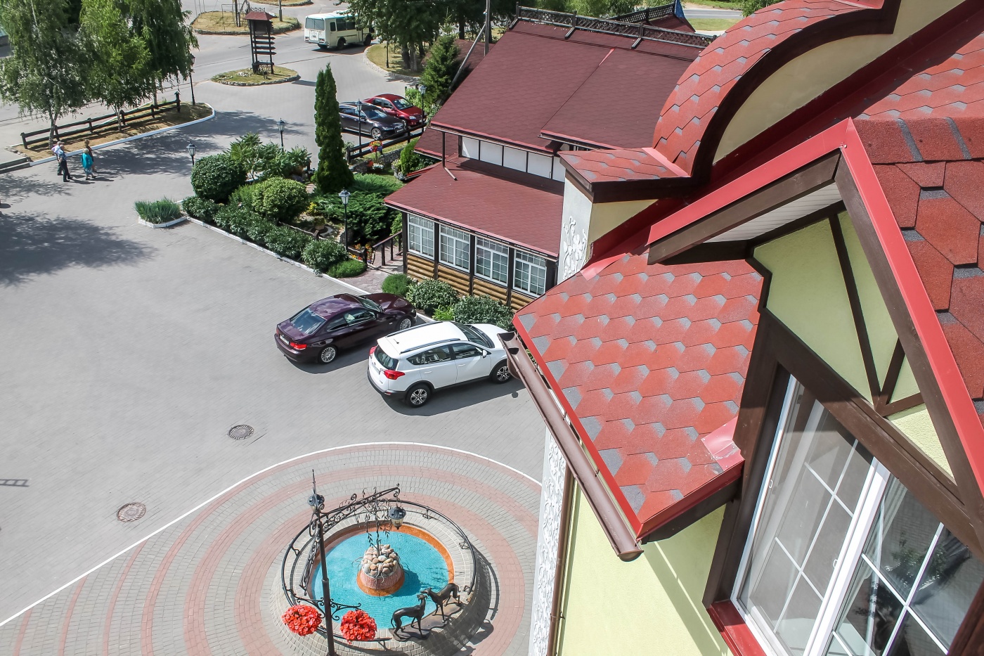 Фото Конюшенный двор