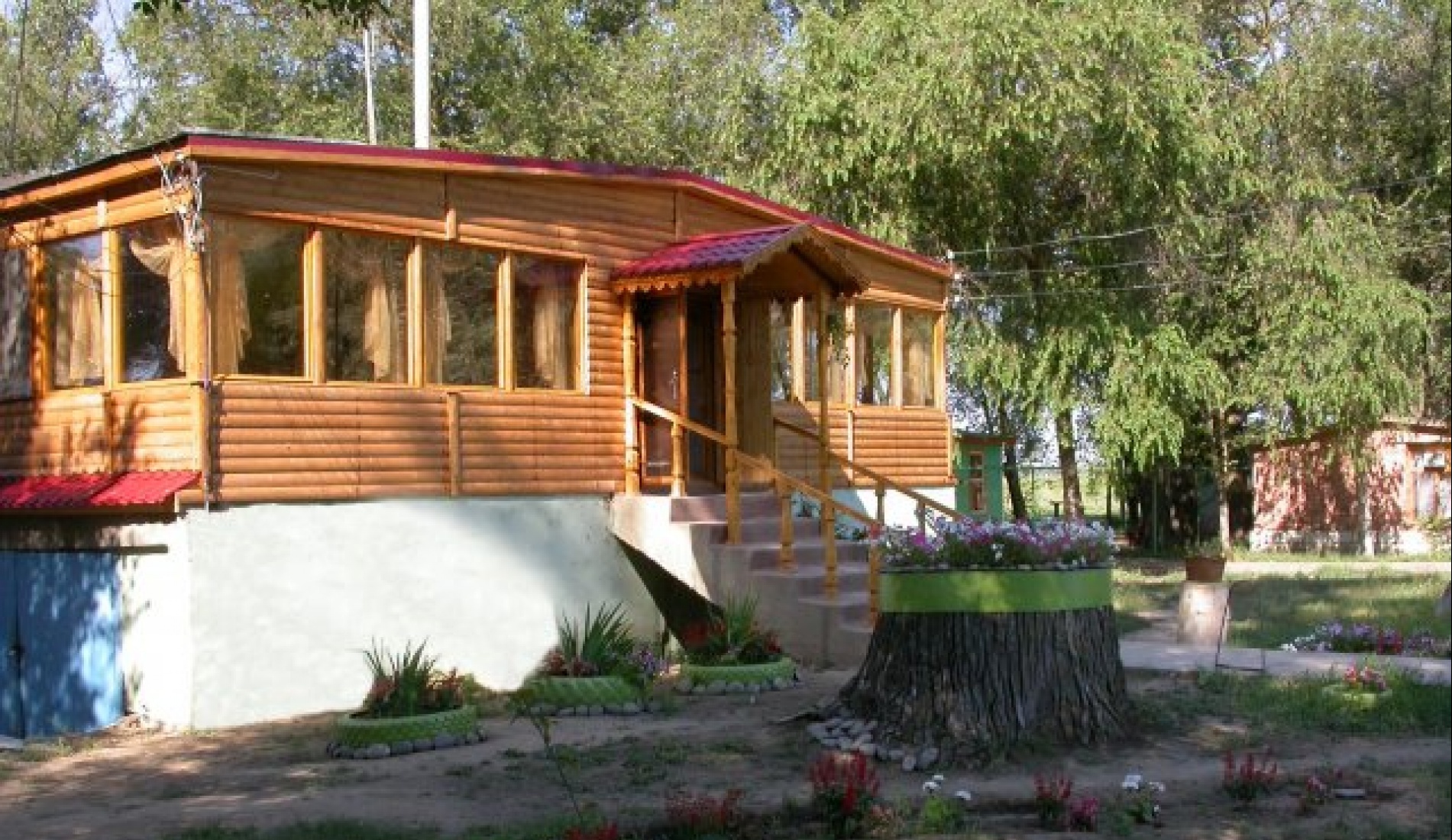 Фото отеля 2