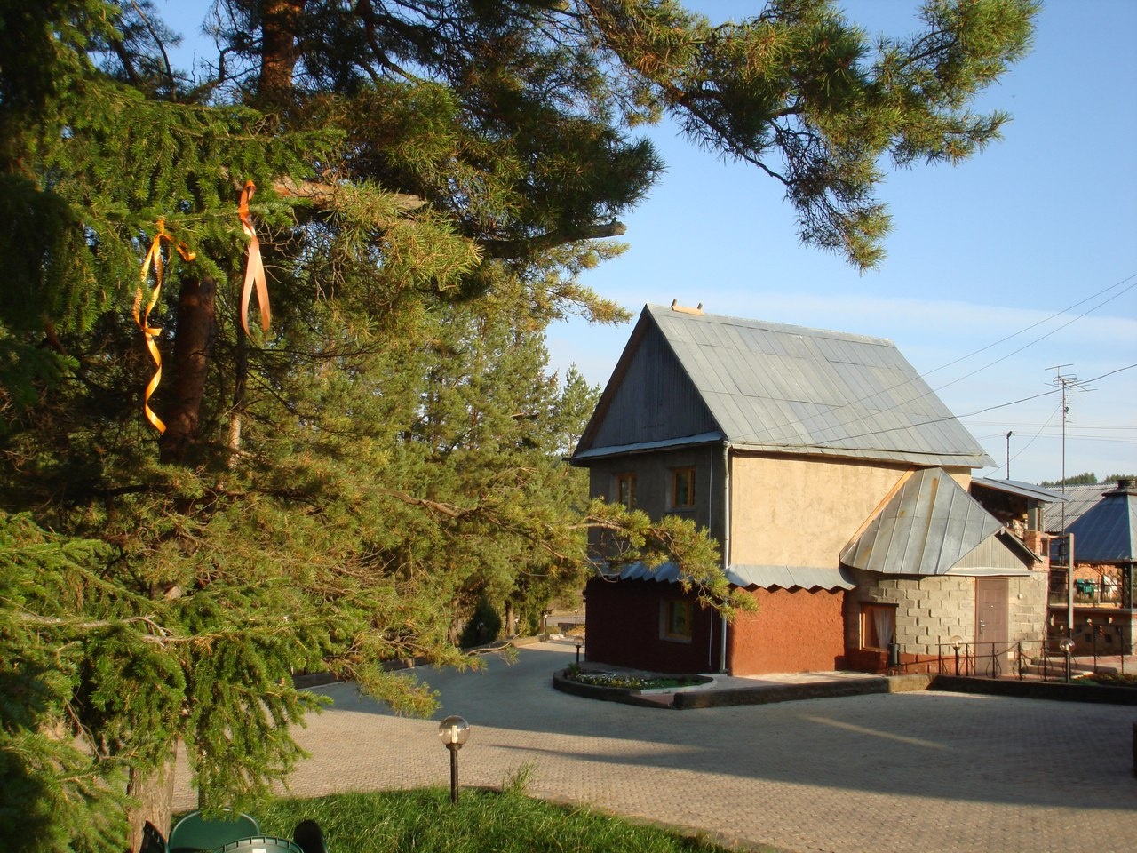 Фото отеля 2