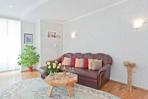 Фото Vip-kvartira Leningradskaya street 3