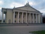 Teatr-kabare Aleksandrovsky uyezd (вулиця Перемоги, 131) ، مسرح
