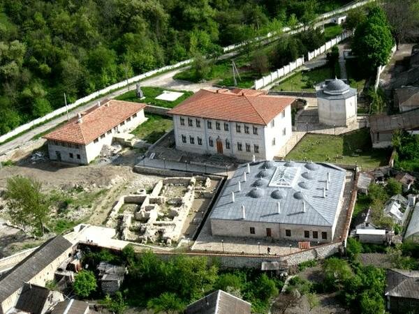 Museum Crimean Historical Museum Larishes, Bahchisaraj, photo