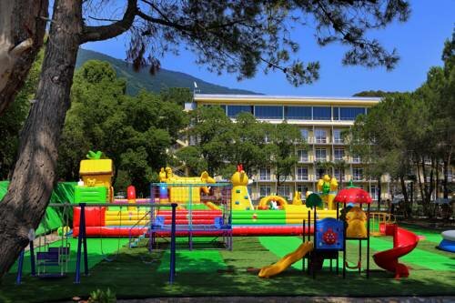 Гостиница Wellness Park Hotel Gagra в Гагре