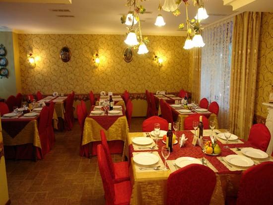 Фото Глория