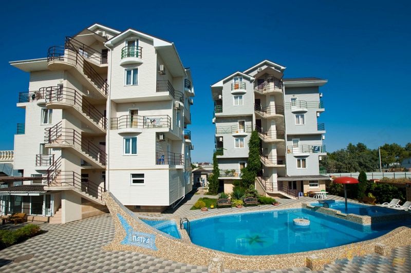 Фото отеля 1