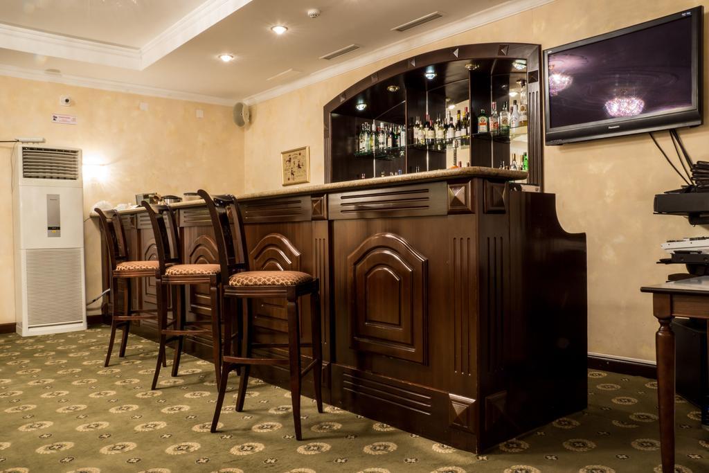 Фото АР Нуво