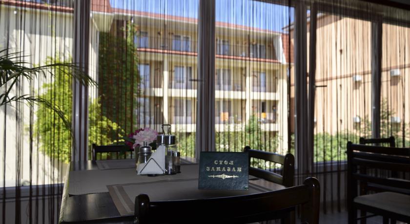 Фото Альяна