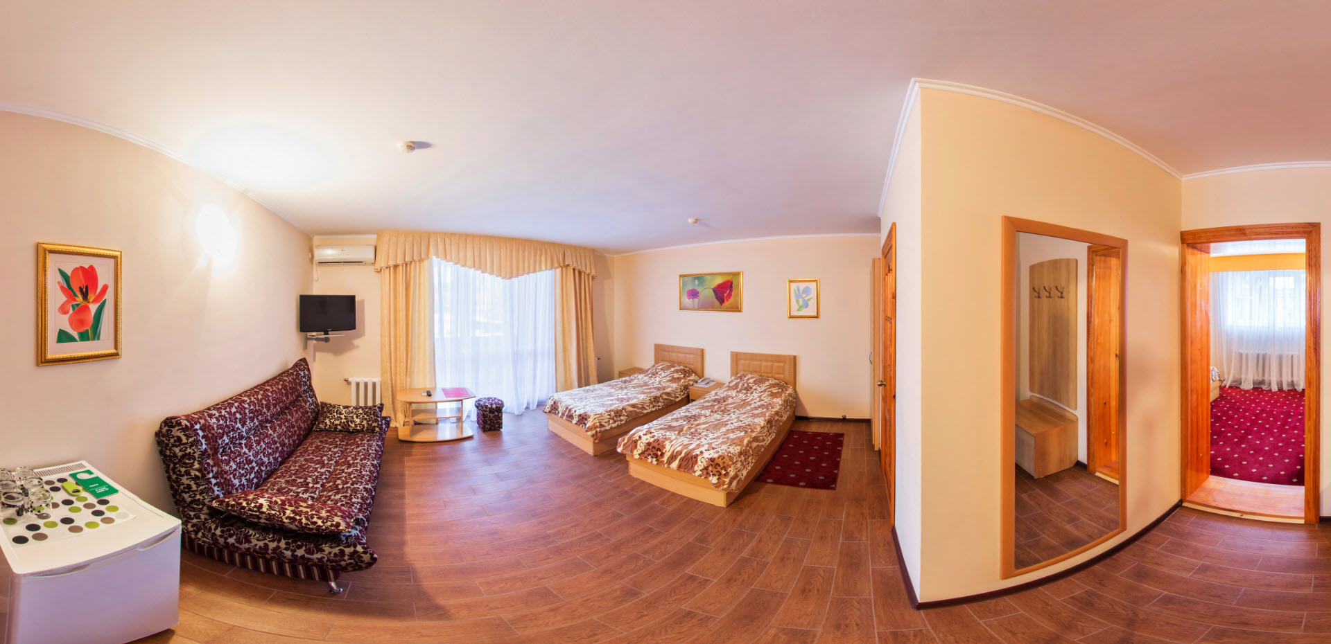 Фото отеля 2