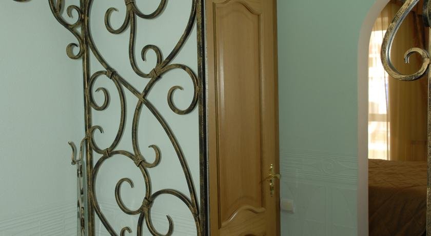 Фото Business Hotel