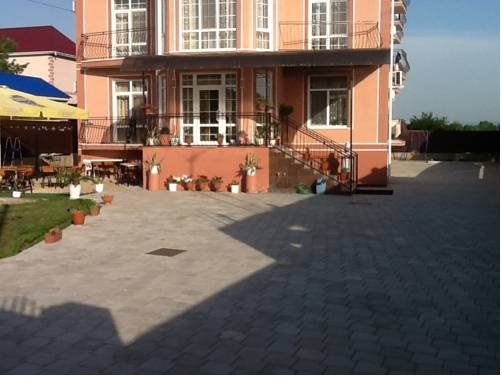 Фото Селини