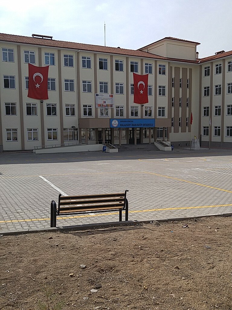 Ortaokul Malazgirt İmam Hatip Ortaokulu, Ankara, foto