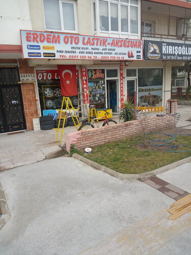 Erdem Oto Lastik, tire service, İzmir, Bayraklı, Yüzbaşı İbrahim Hakkı  Cad., 215D — Yandex Maps