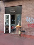 Kofeynya Coffee up (Pavla Tychyny Avenue, 16/2) ، مقهى