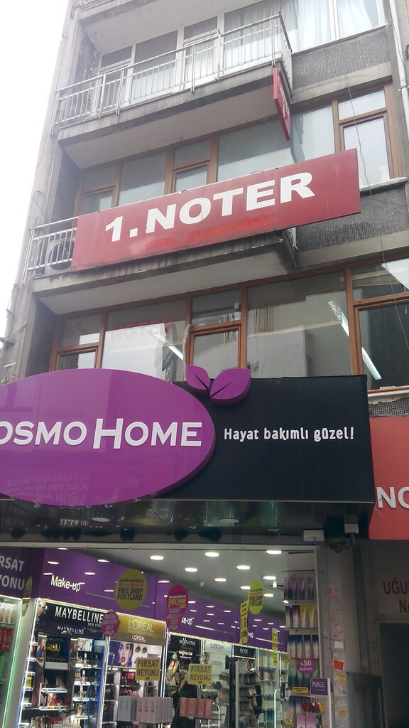 كاتب العدل Besiktas 1st Notary Office ، اسطنبول، صورة