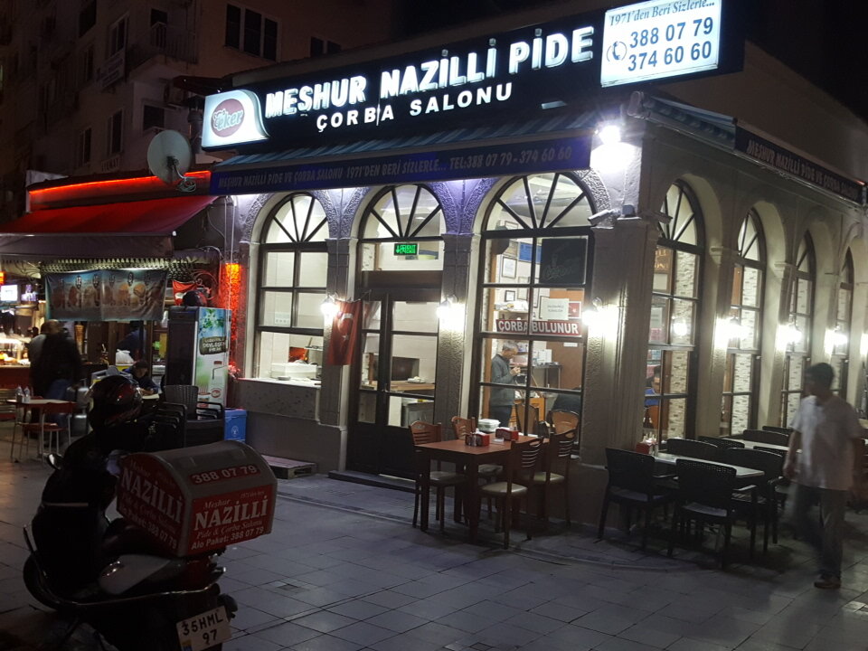 Kafe Nazilli Pide Salonu, Bornova, foto