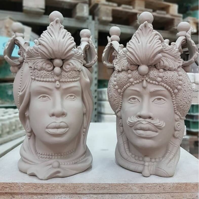 Home goods store U' Cannataru, Caltagirone, photo