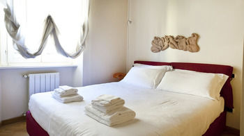 Фото Italianway Apartments - Fiori Chiari