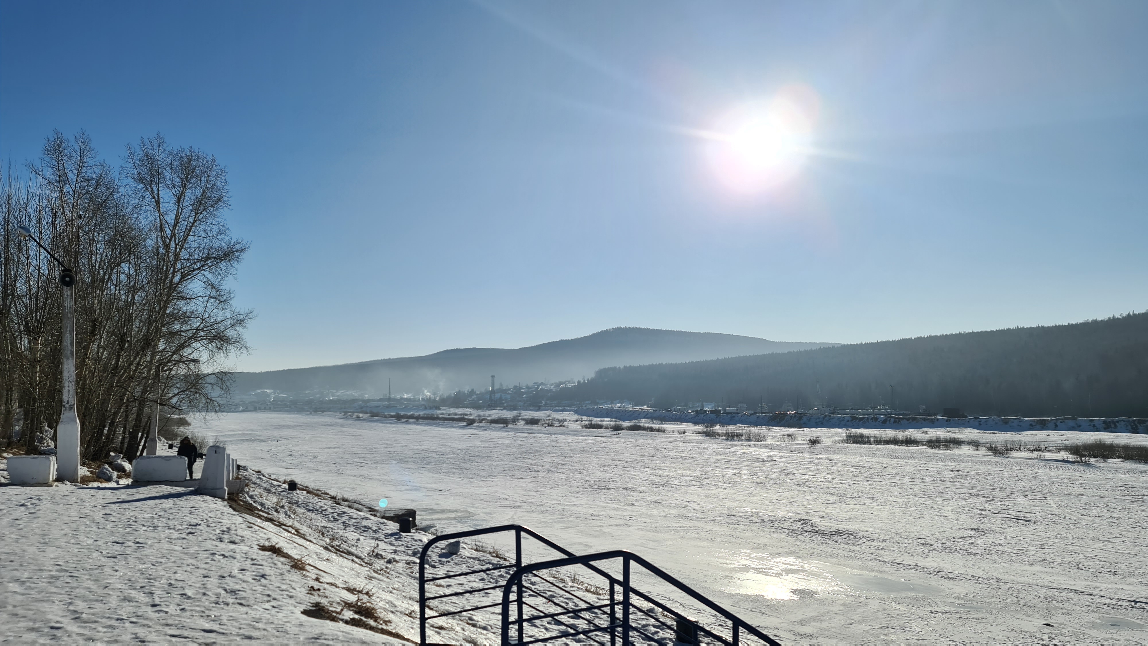 Фото Флагман