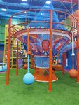 4+ (Bogdana Khmelnitskogo Avenue, 195В), playground equipment