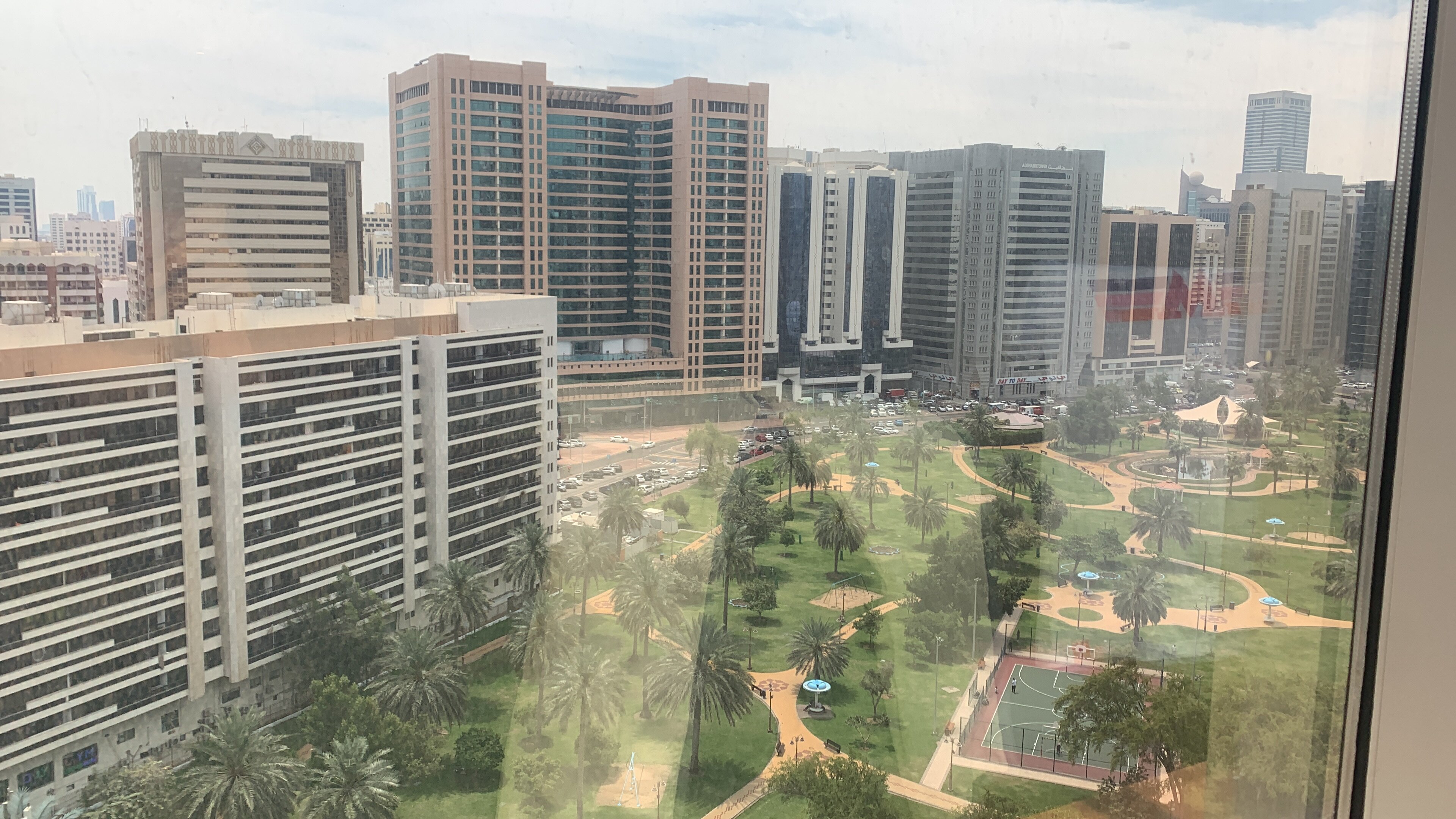 Фото Corniche Hotel Abu Dhabi