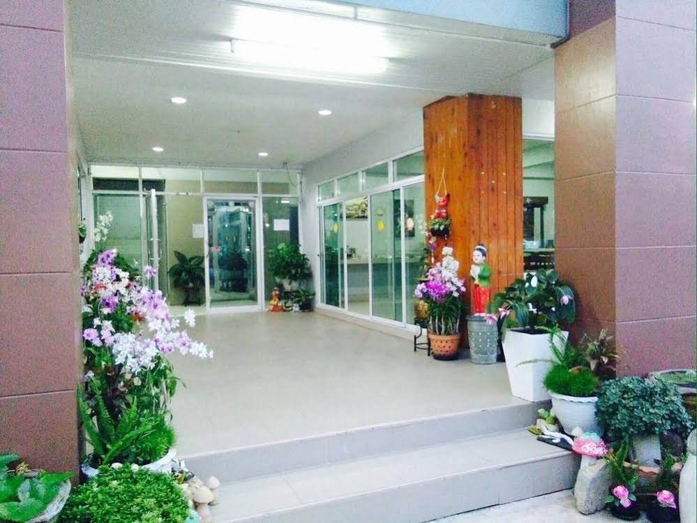 Фото Ananya Residence Service Apartment