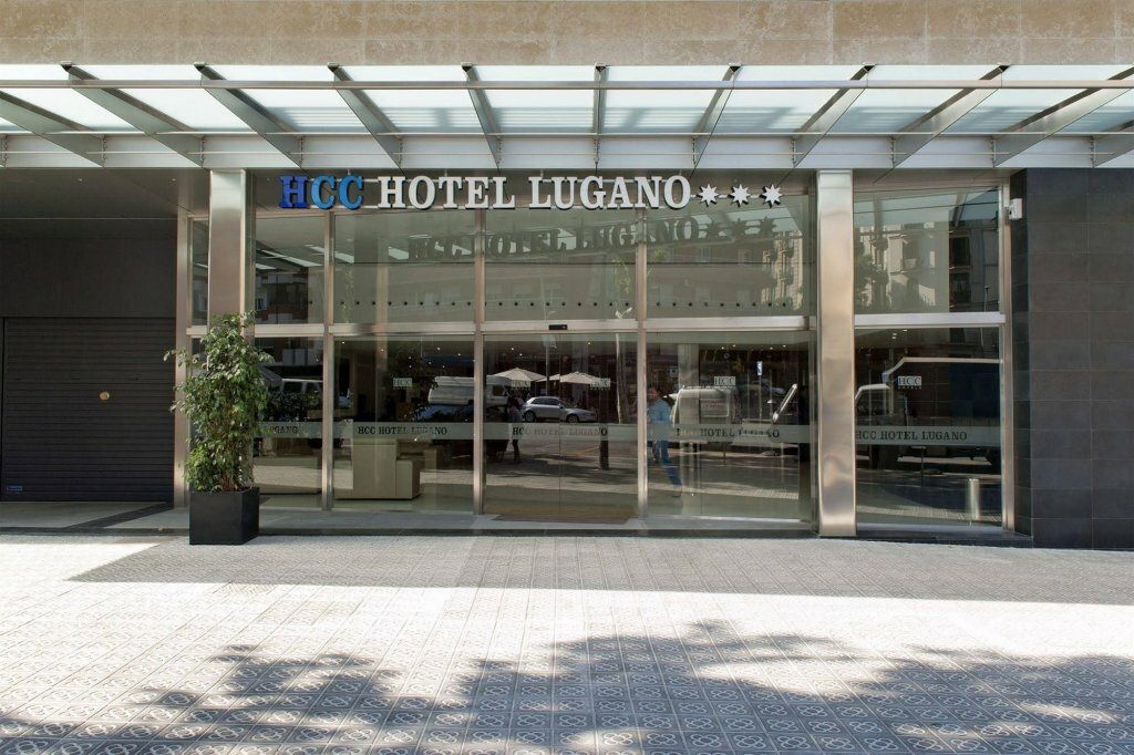 Фото отеля 1