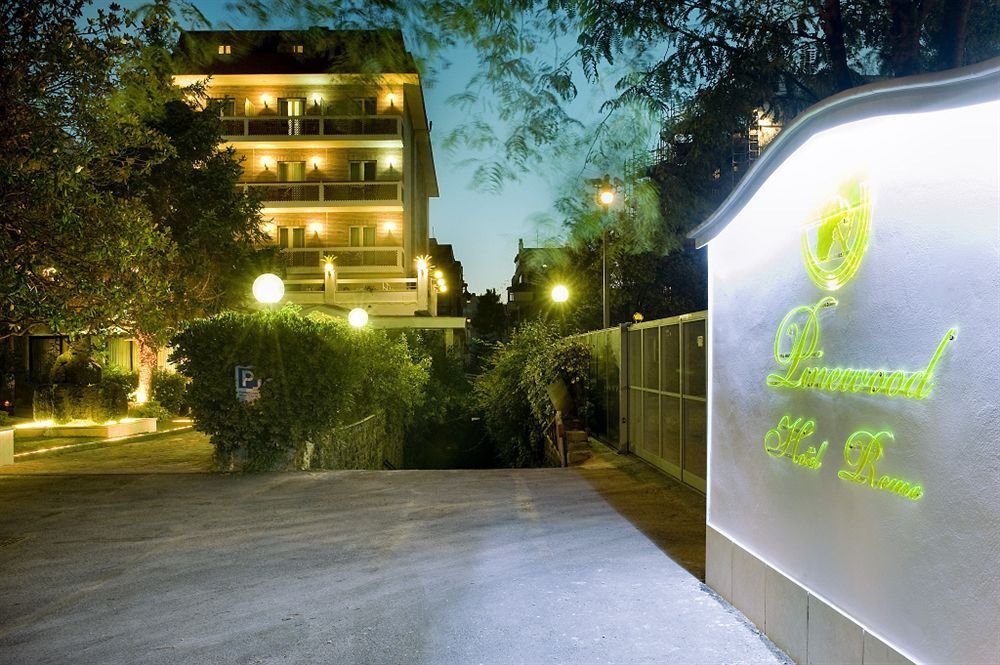 Фото Pinewood Hotel Rome