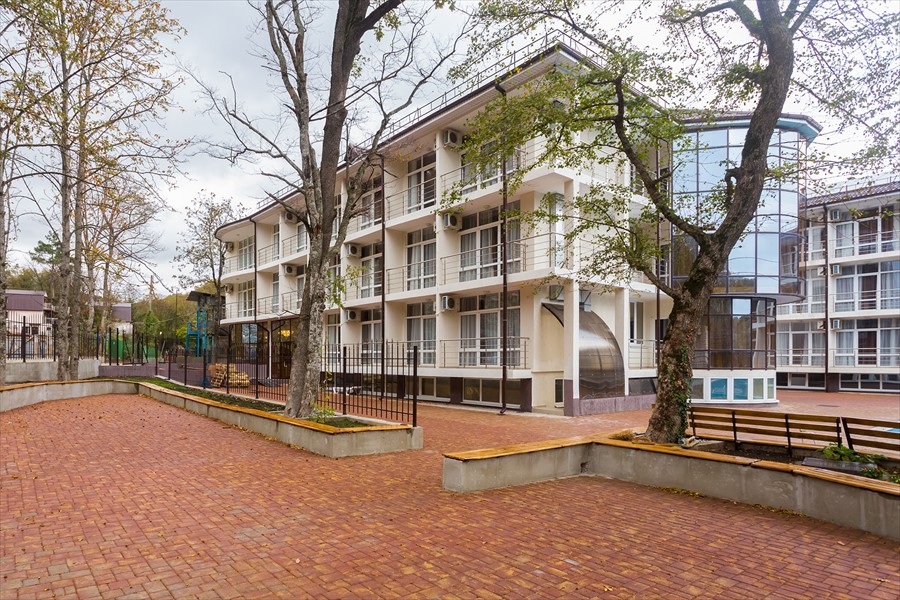 Фото отеля 2