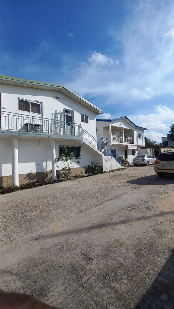 Car dealership Yad Car Rentals, Accra, photo