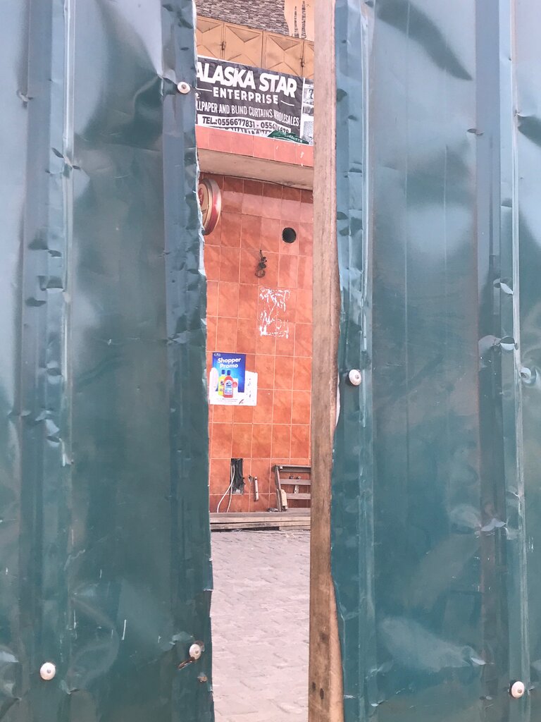 Curtains, curtain rods Alaska Star Ent, Accra, photo