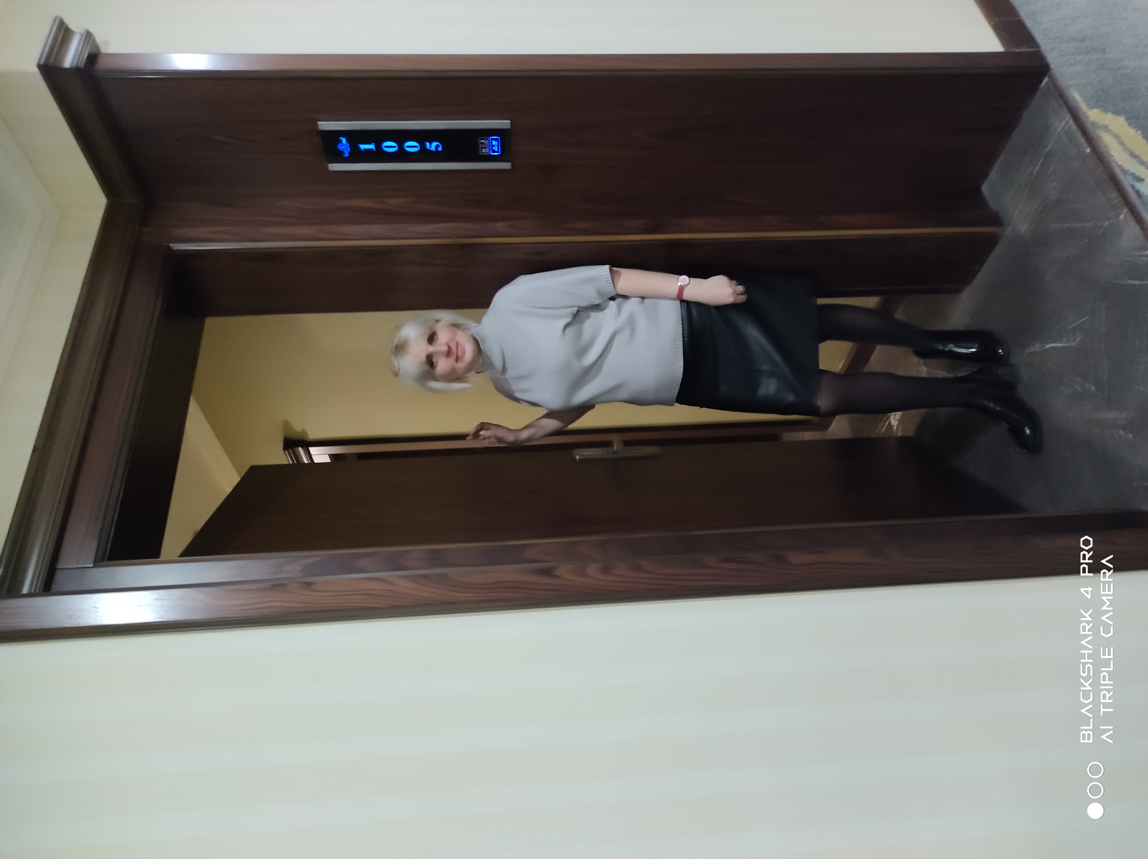Фото Shera Inn Hotel