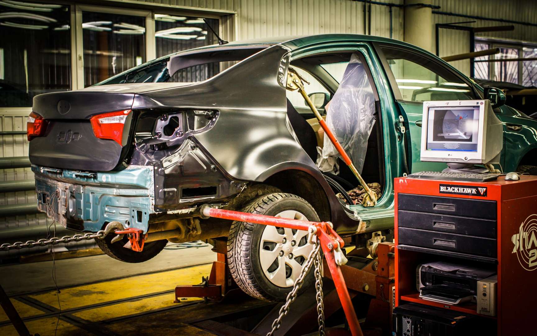 Кузовные работы фото Kraft, car service, auto repair, munitsipalnoye obrazovaniye Kirov, posyolok Chi