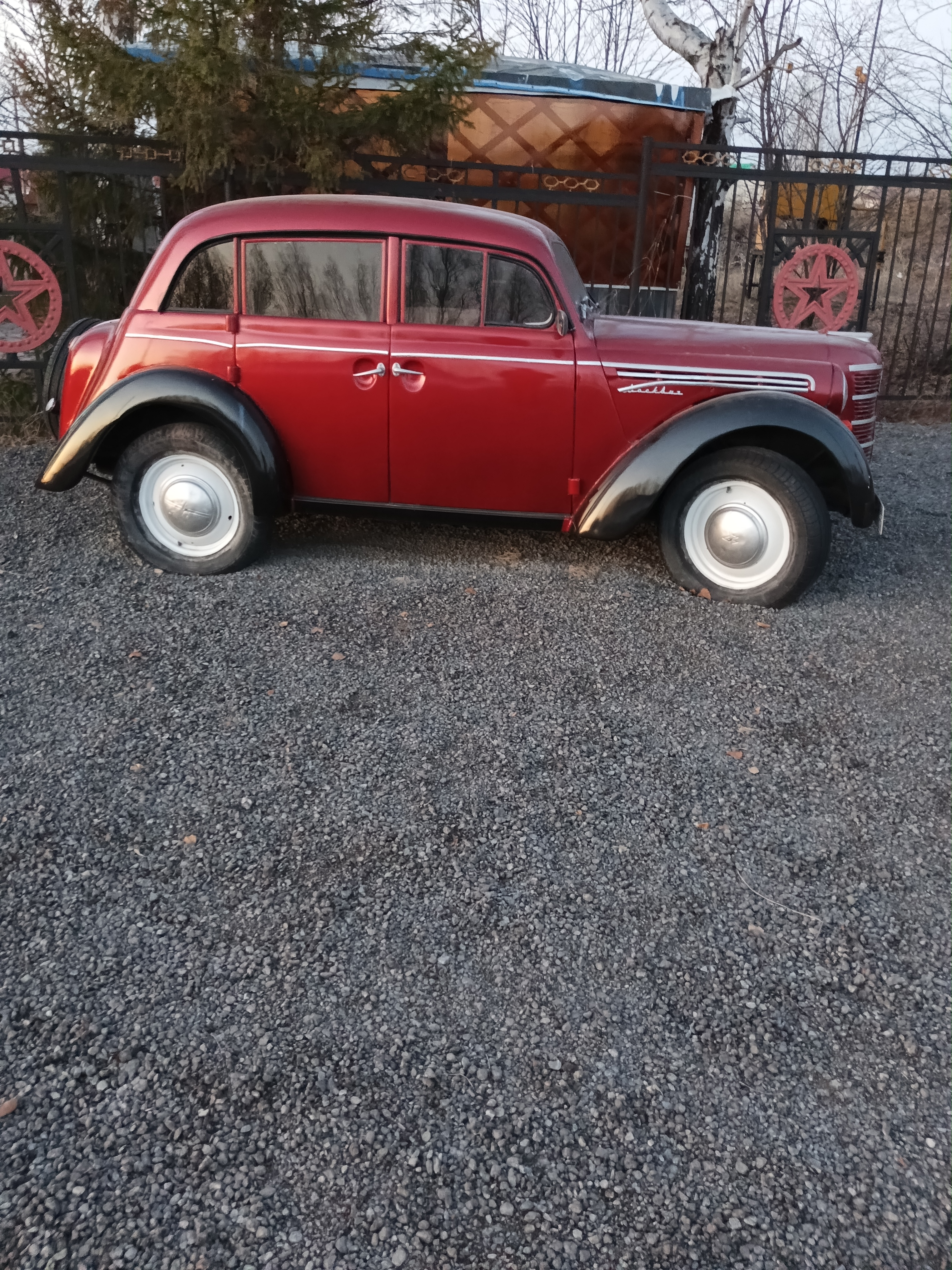 Фото Москвич