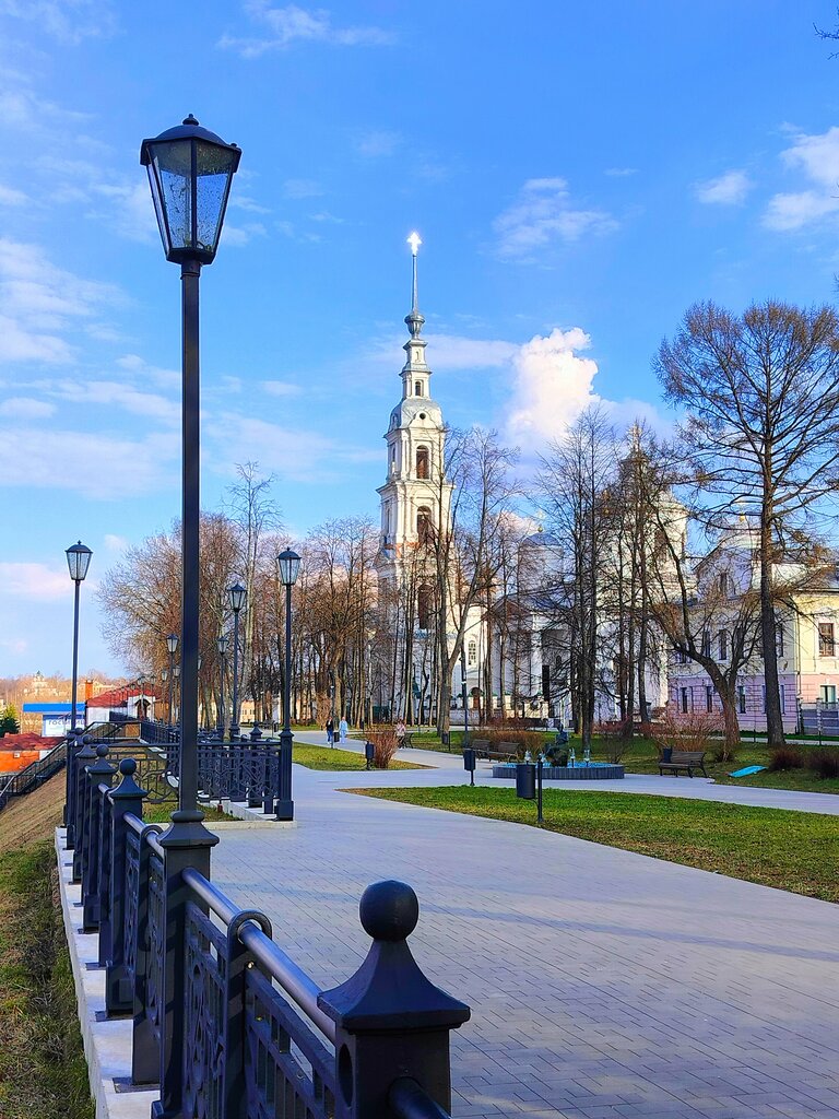 Landmark, attraction Колокольня храмового комплекса Успенского и Троицкого соборов, Kineshma, photo