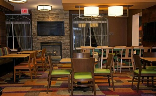 Гостиница Fairfield Inn & Suites by Marriott Butler в Батлере